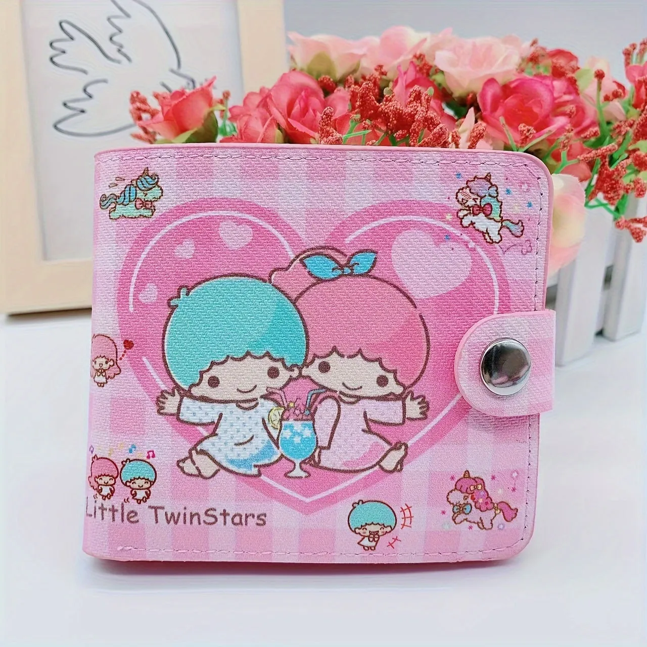 1pc Sanrio Kawaii Bi-Fold PU Leather Cartoon Wallet with Buckle Closure, Polyester Lining, Slip Pocket, and Foldable Design
