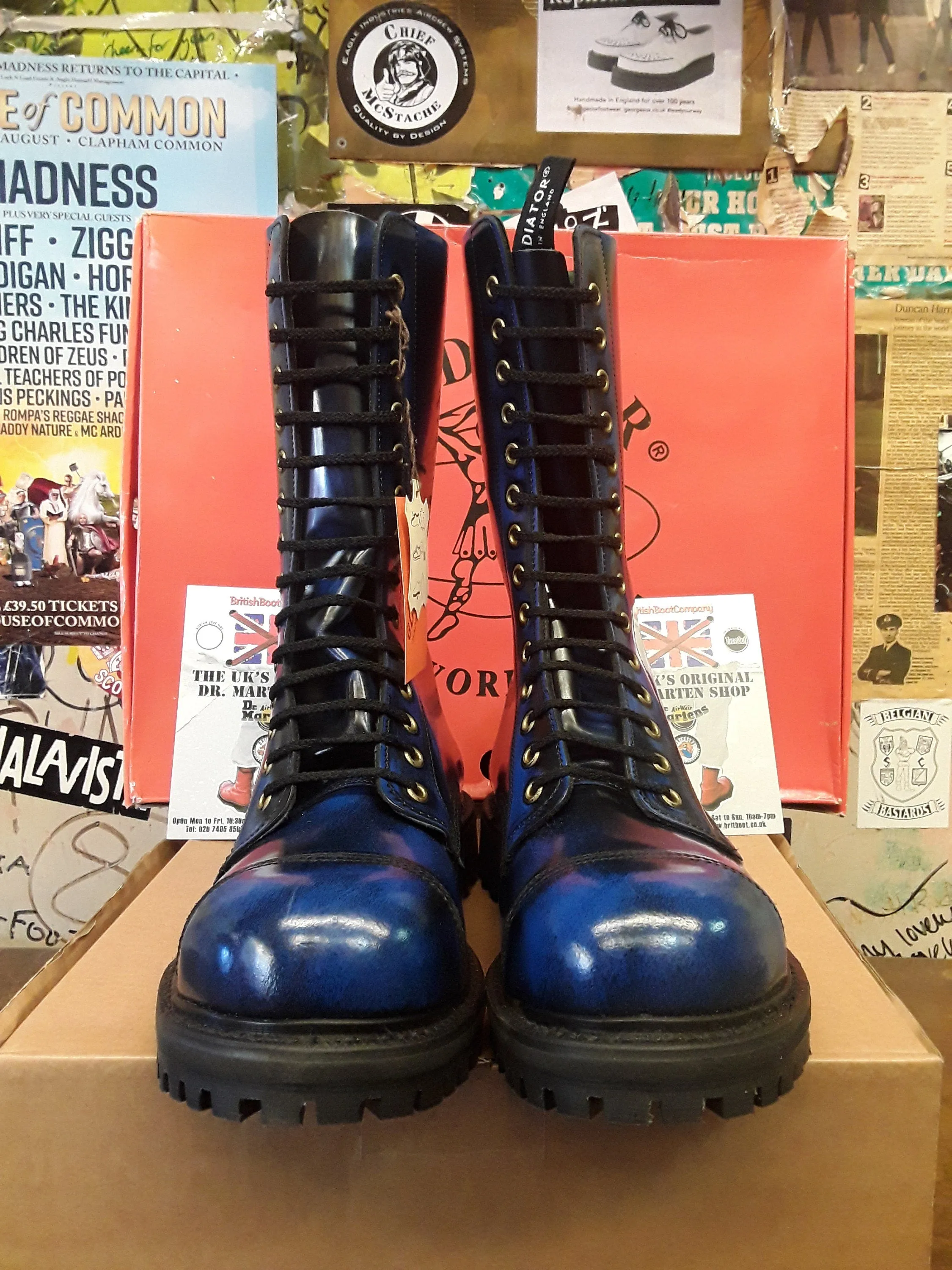 Gladiator Vintage 90's, Size UK9-11, Made in England, Steel Toe Boots, Blue Rub Off, 14 Hole Boots