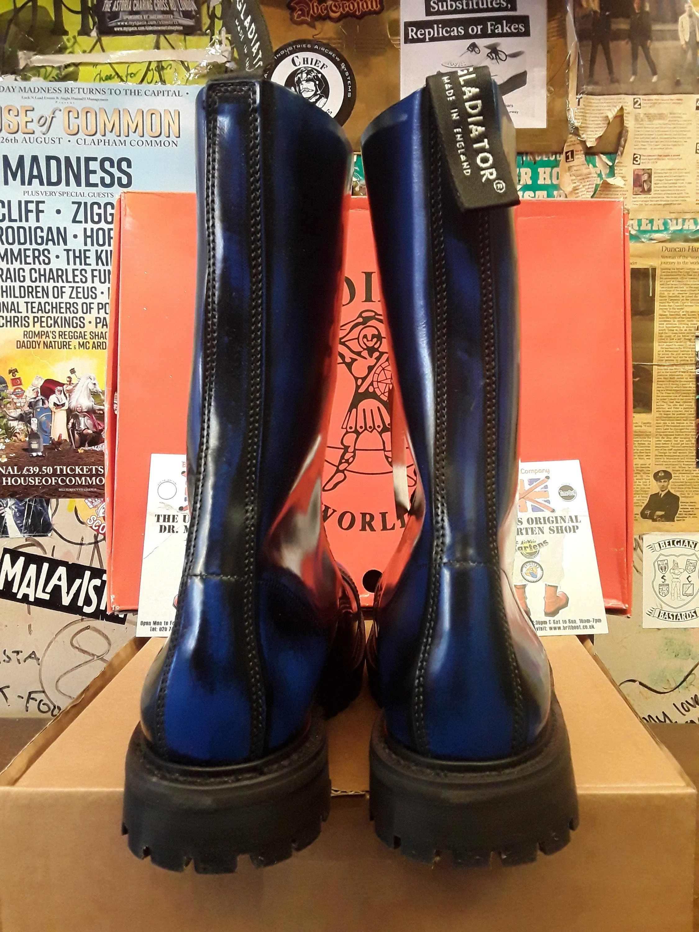 Gladiator Vintage 90's, Size UK9-11, Made in England, Steel Toe Boots, Blue Rub Off, 14 Hole Boots
