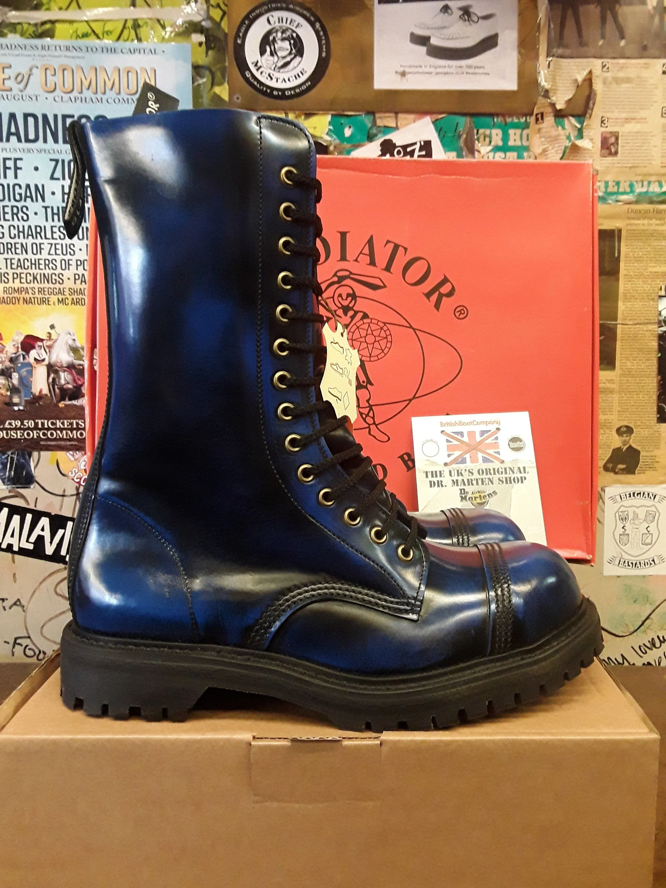 Gladiator Vintage 90's, Size UK9-11, Made in England, Steel Toe Boots, Blue Rub Off, 14 Hole Boots