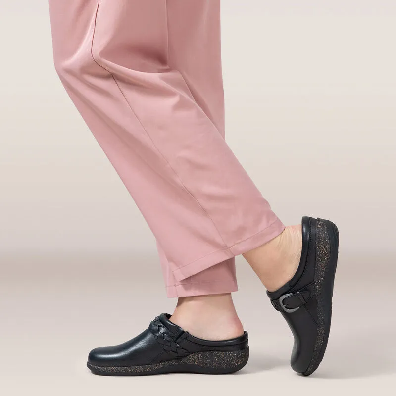 Libby Comfort Clogs Black