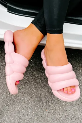 So On Trend Cushioned Slides (Pink)