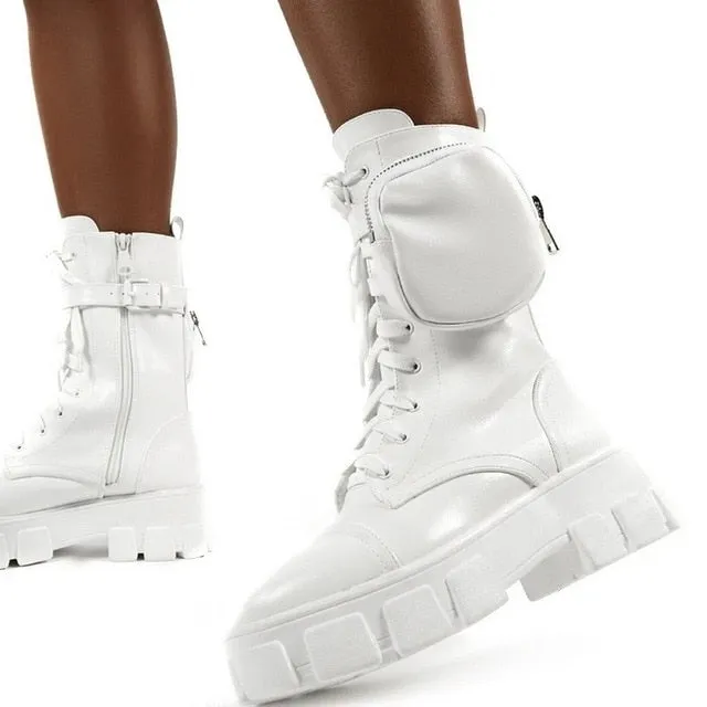 Womens Pocket Buckle Strong Outsole Walk Experience Winter Boots