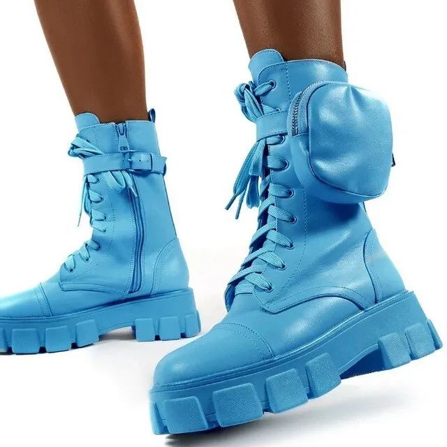 Womens Pocket Buckle Strong Outsole Walk Experience Winter Boots